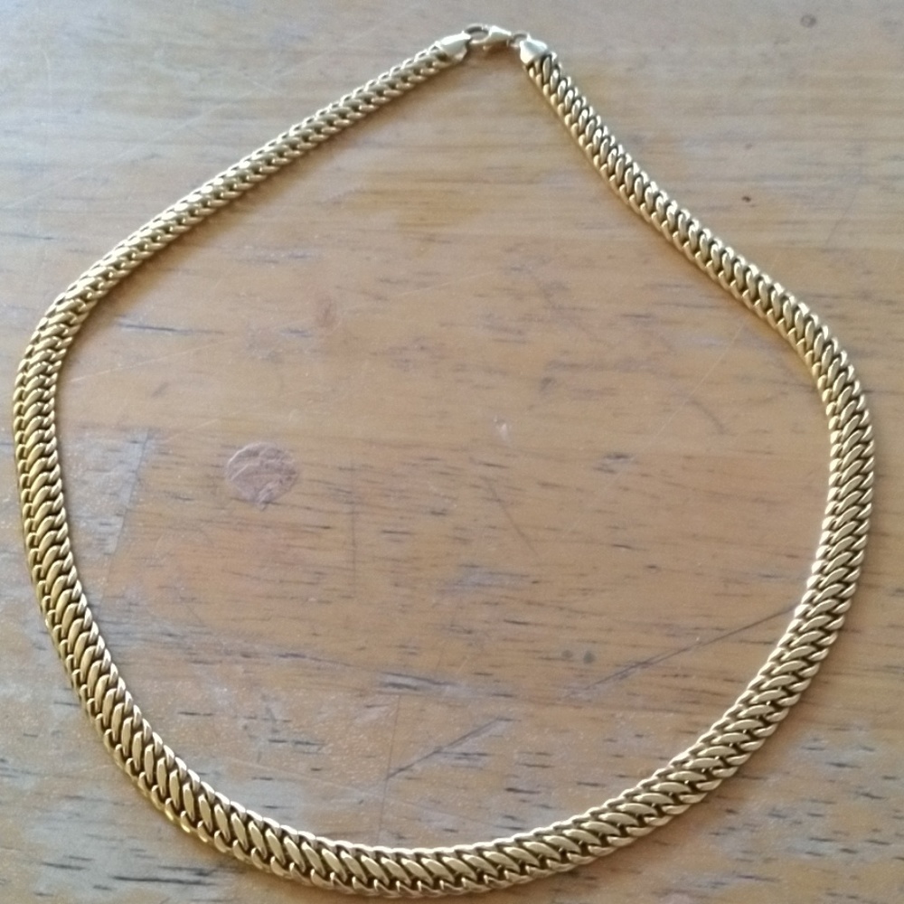 14kt gold necklace